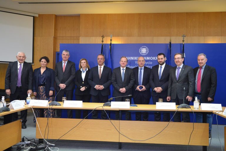 Υπογραφή της σύμβασης για την κατασκευή του αυτοκινητόδρομου Μπράλος- Άμφισσα